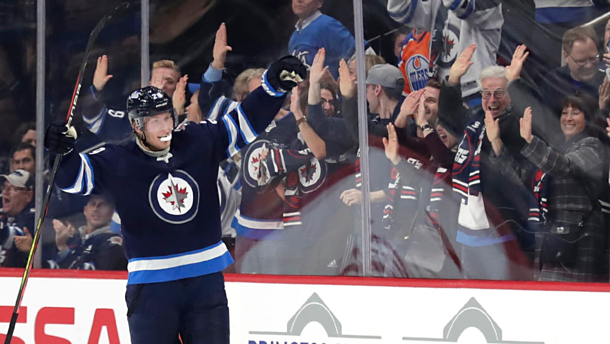 Patrik Laine - Back North of the Border