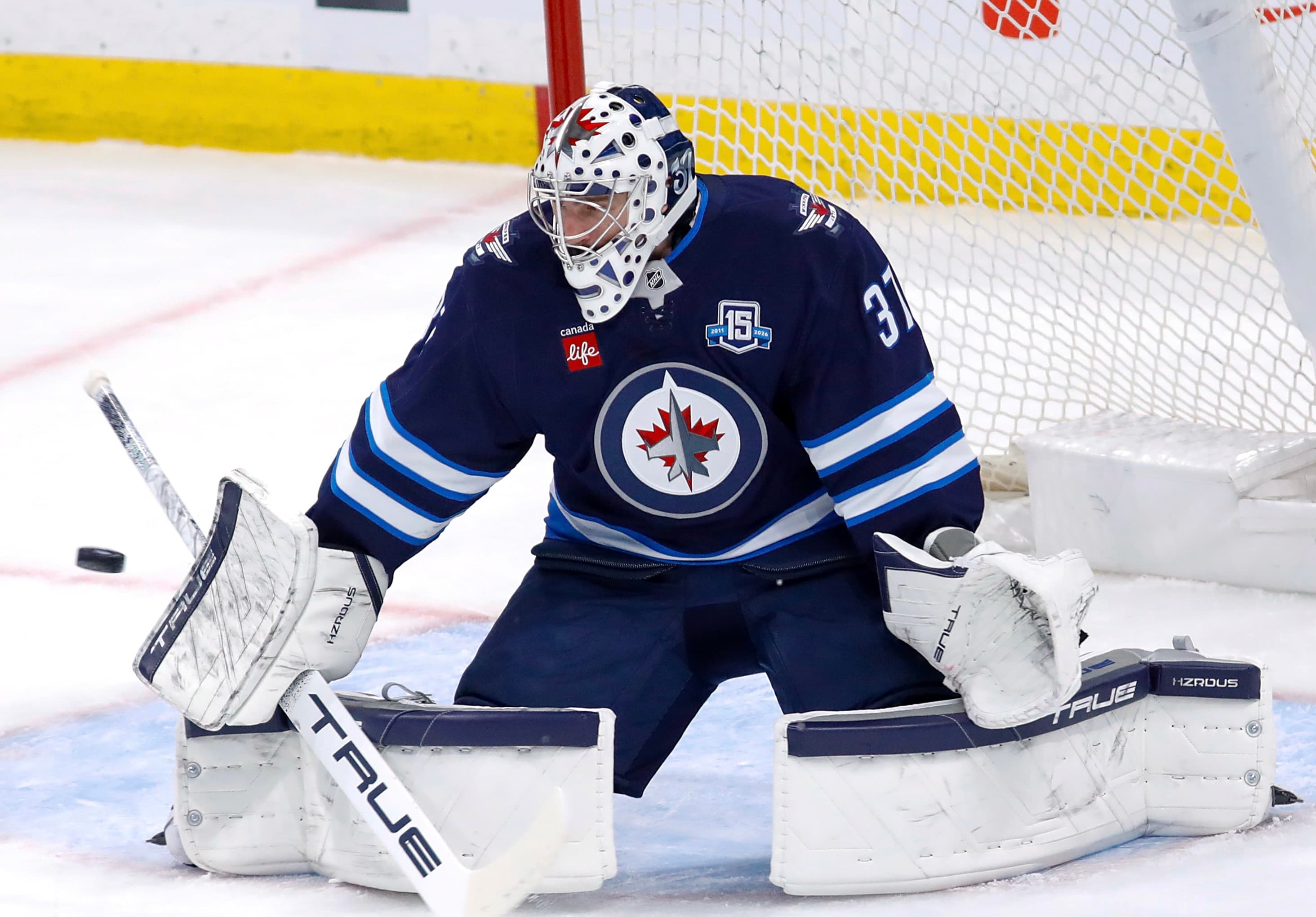 JEts suspend hellebuyck for not reporting to Training camp