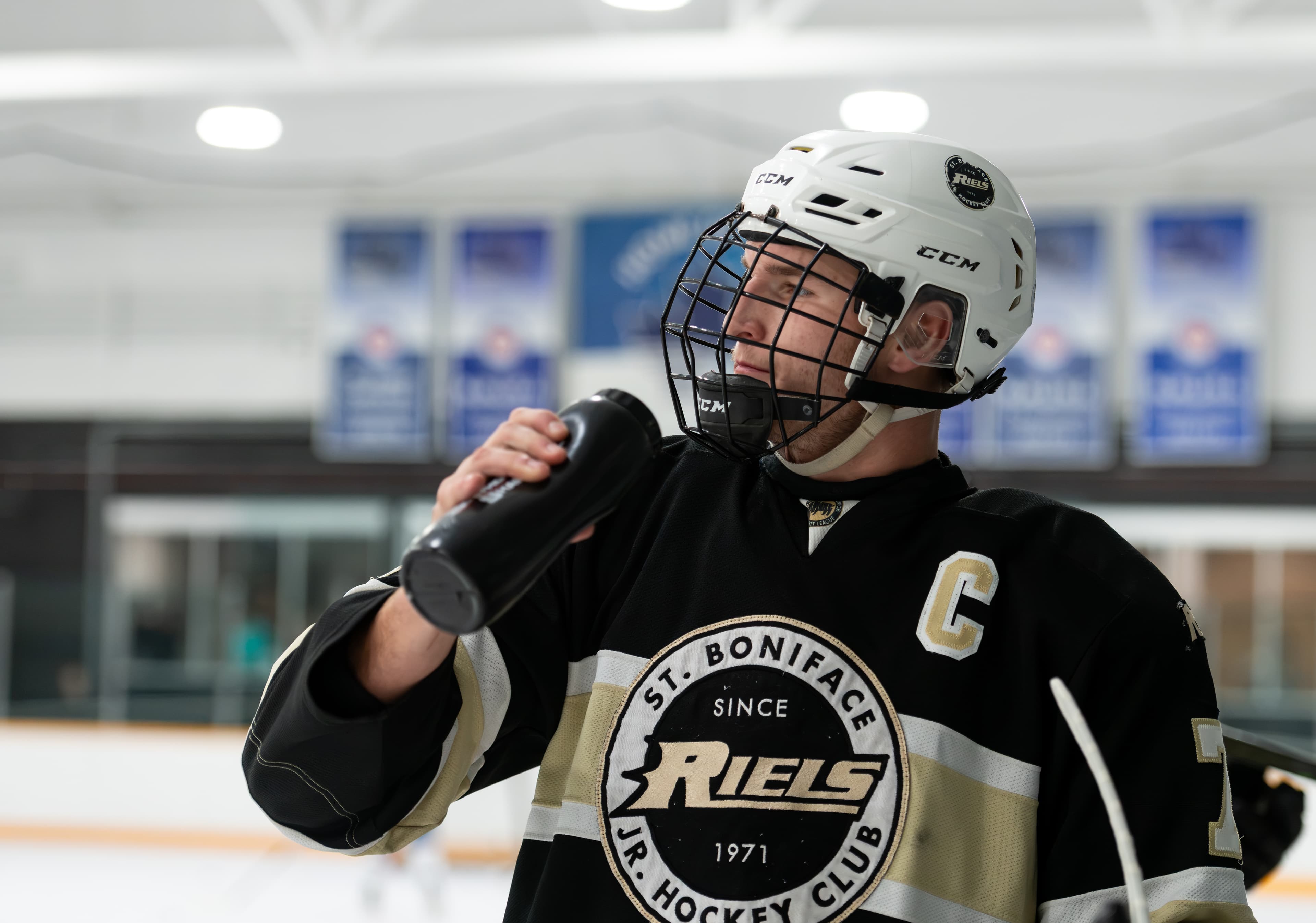Meet Dylan Bauknecht: The Riels' New Captain Has Plenty to Smile About