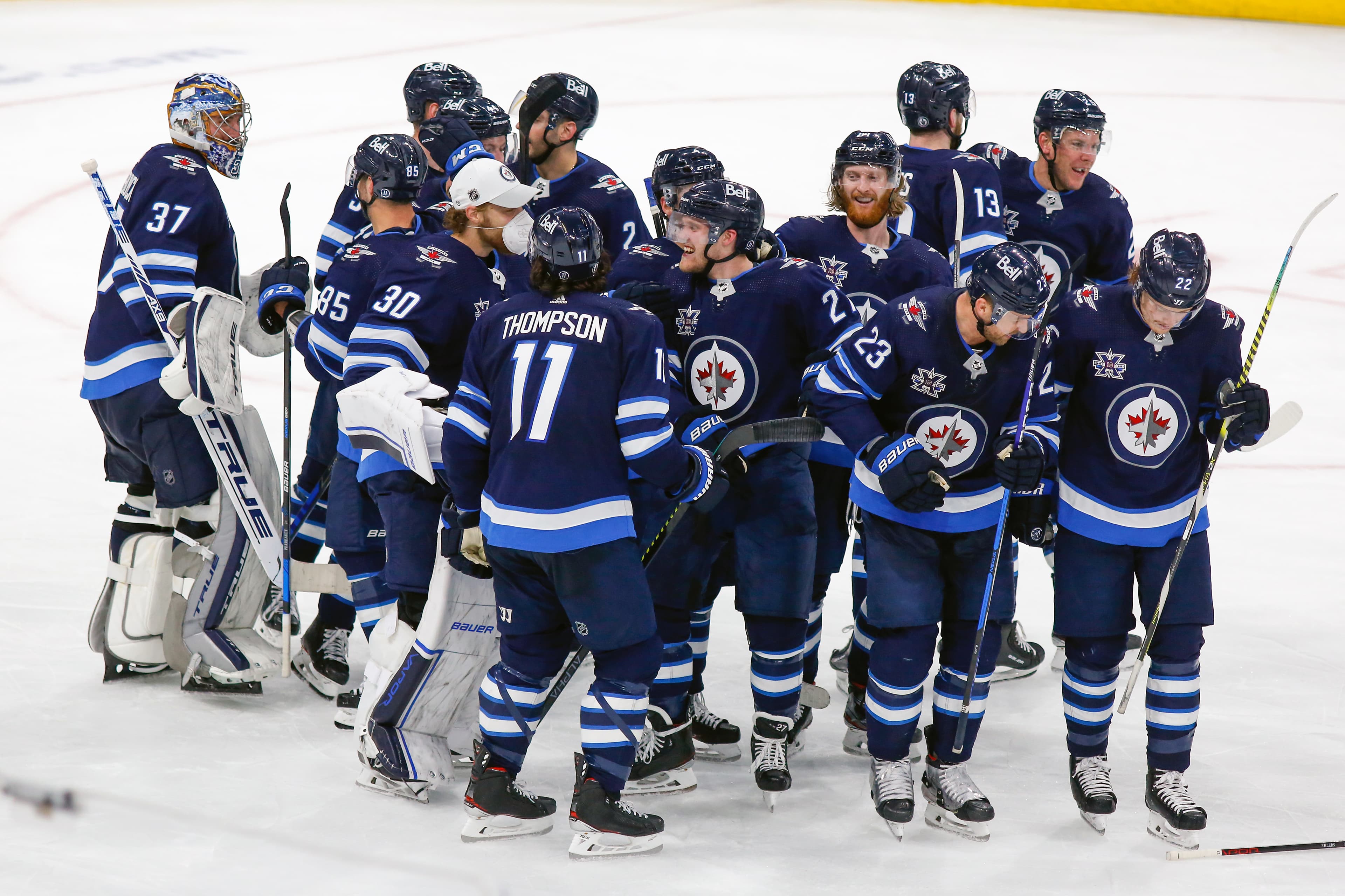 Jets Come Back from Three-Goal Deficit, Beat Oilers 5-4 in OT