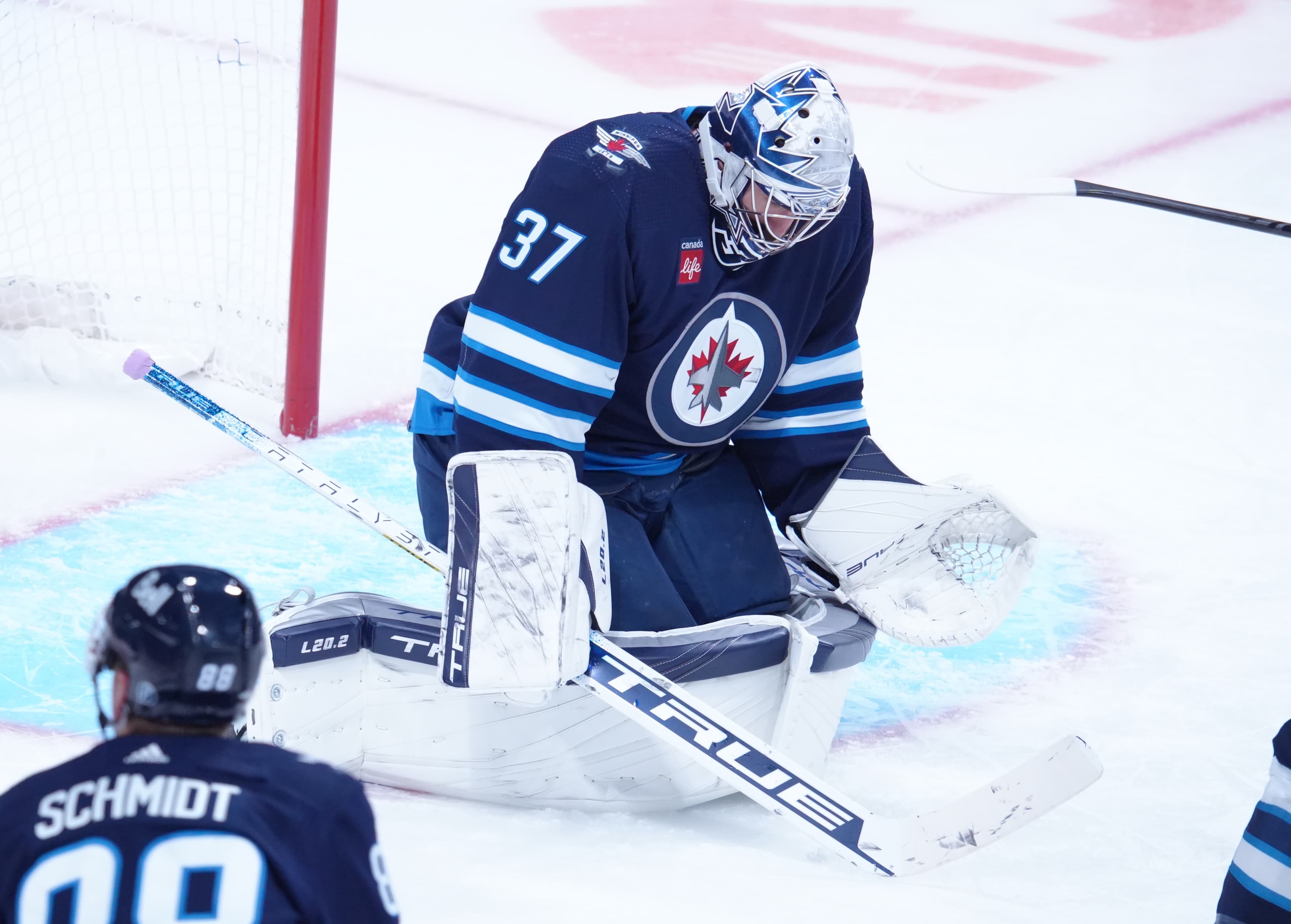 Jets Lose Stinker to Wild, Hit the Road for Dallas