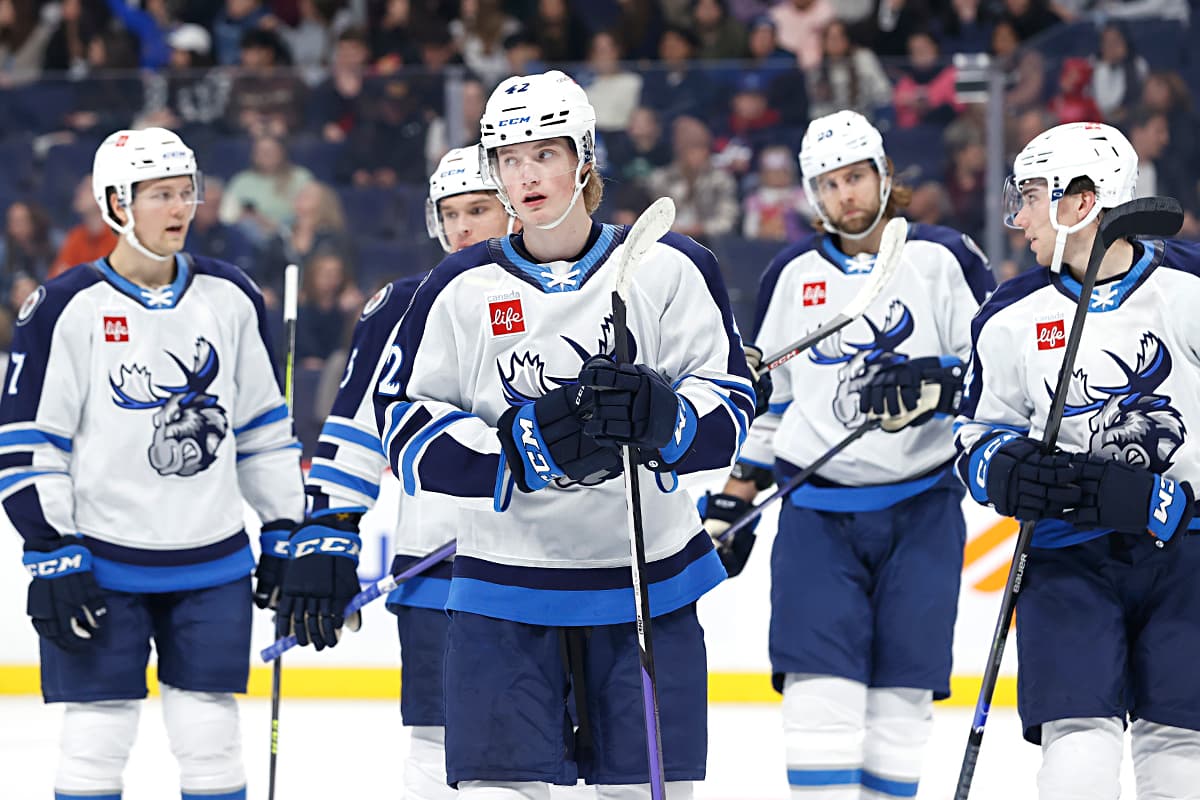 Moose Send Lambert, Lucuis to the WHL