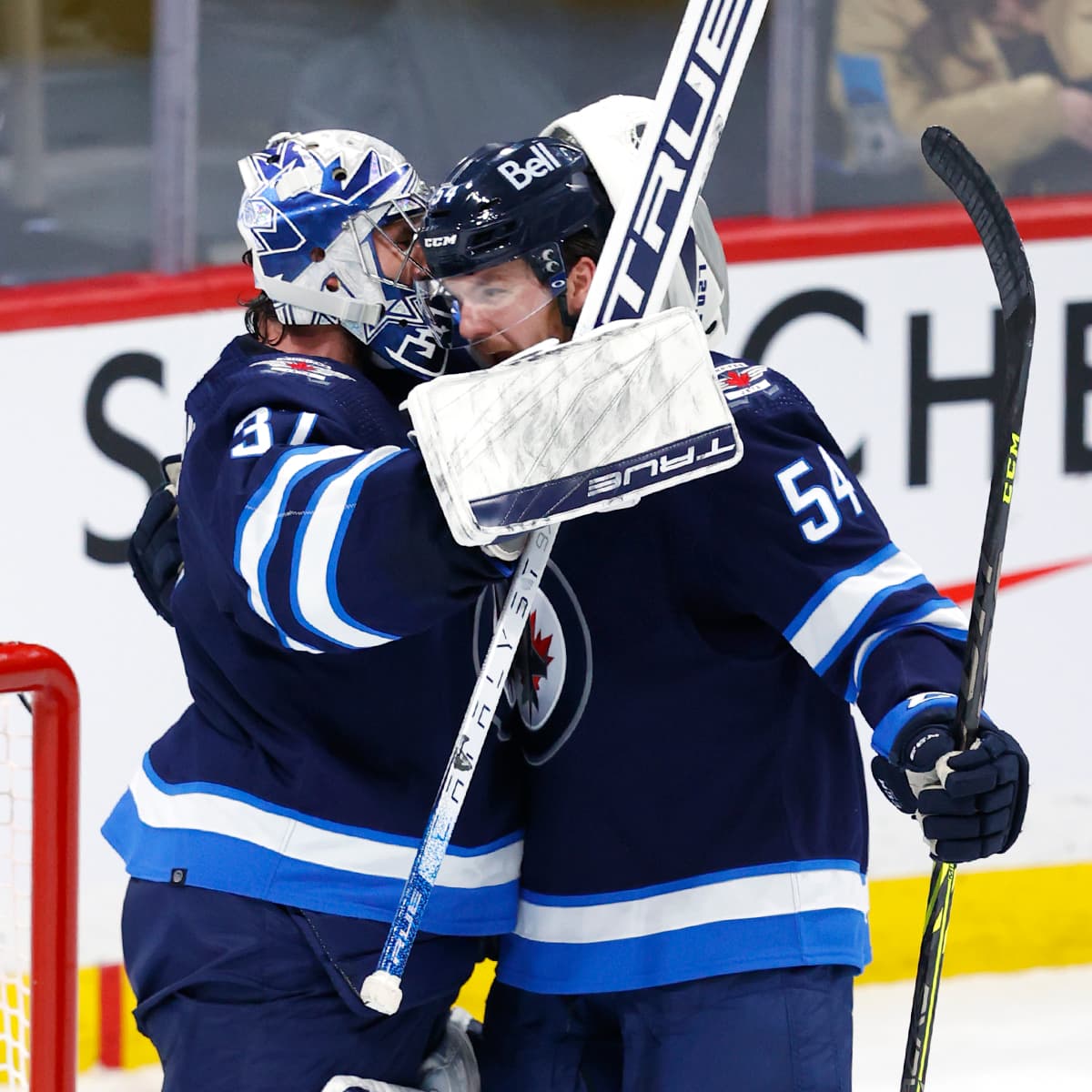 Jets Double up Sabres in First of Back-to-Back