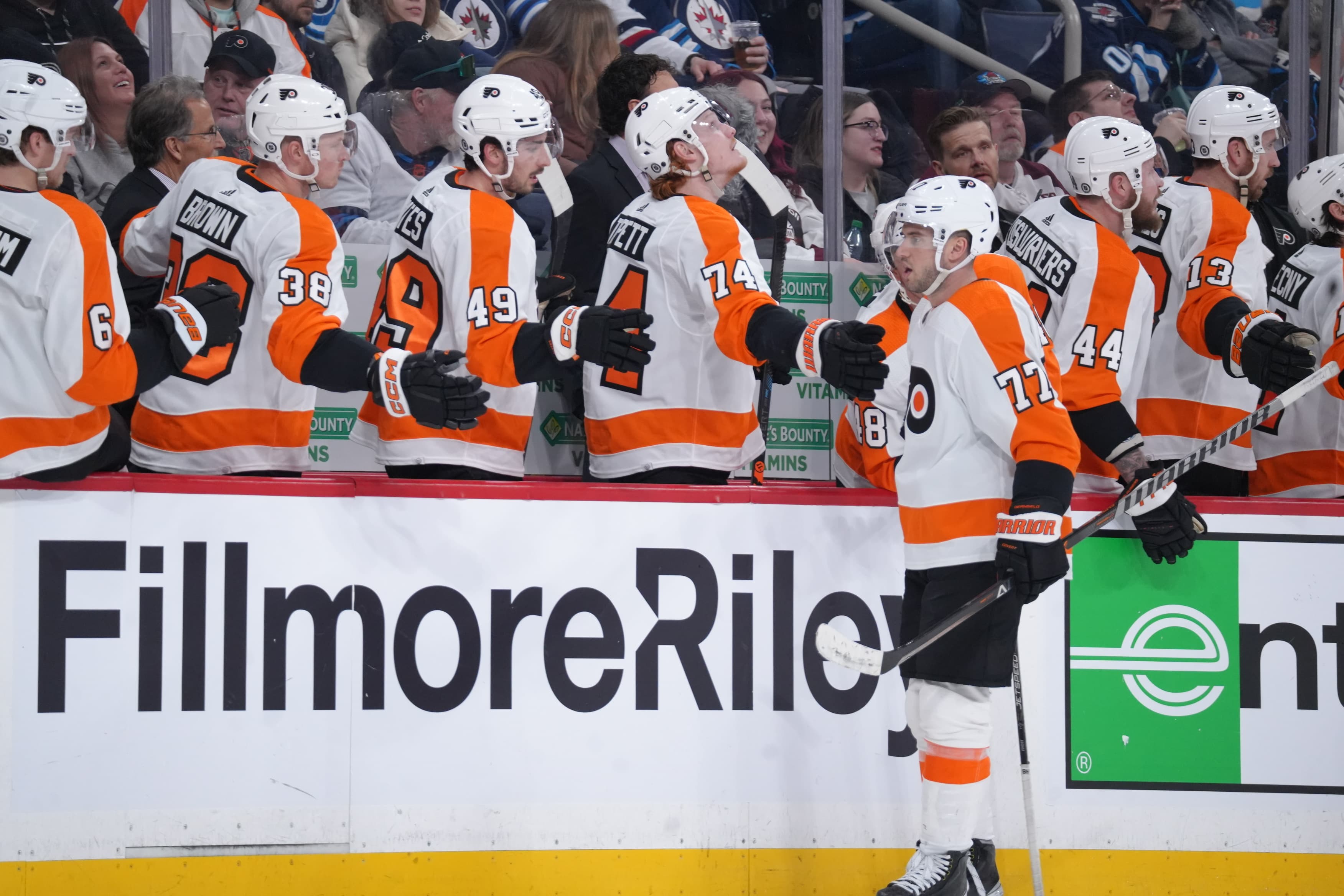 Jets Shut Out by Flyers, Drop Third-Straight