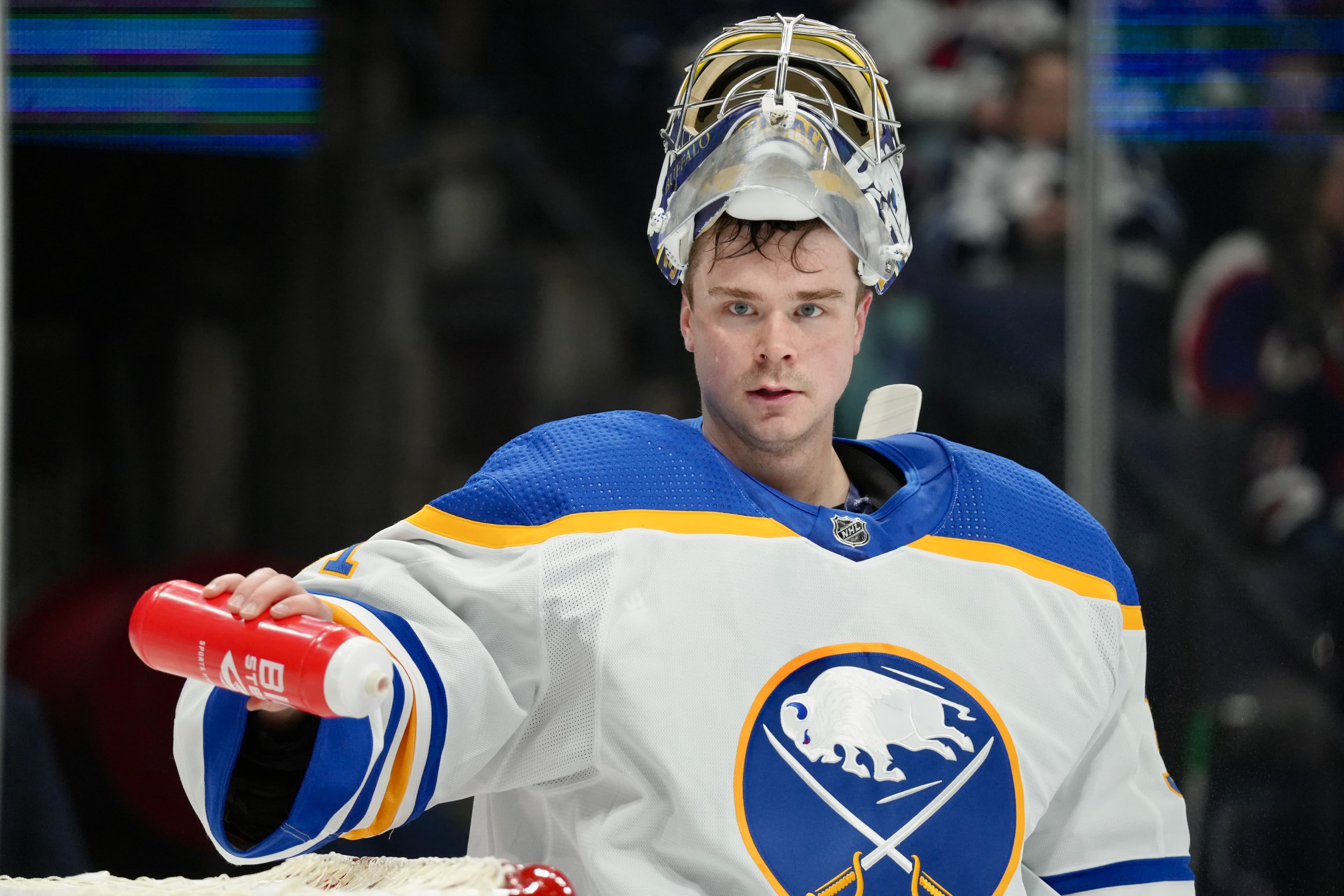 Comrie, Sabres Stick it to Jets in Lopsided Home Defeat