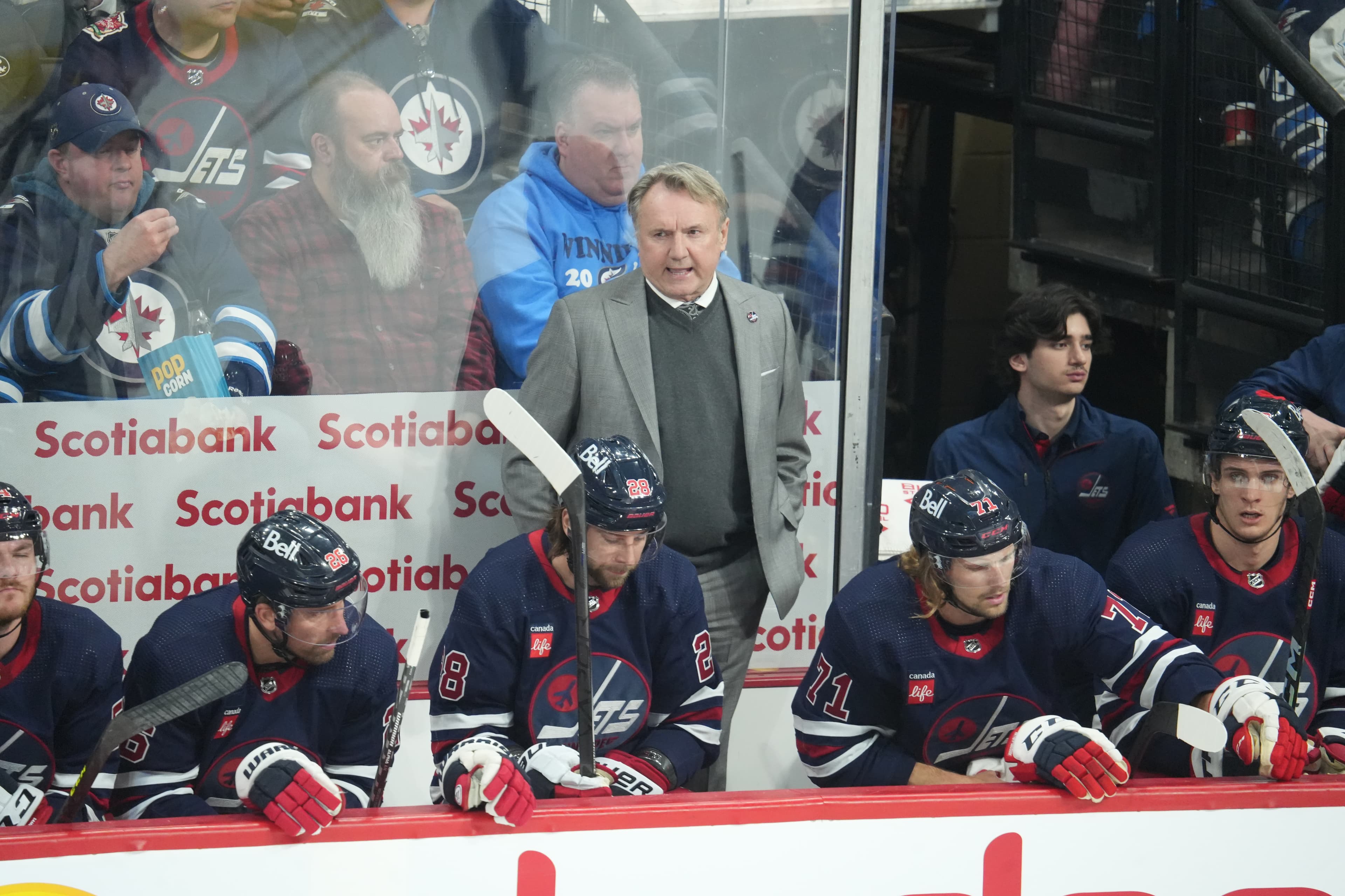 Jets Sleepwalk Through Second Straight Loss, Avs win 5-1 in Winnipeg