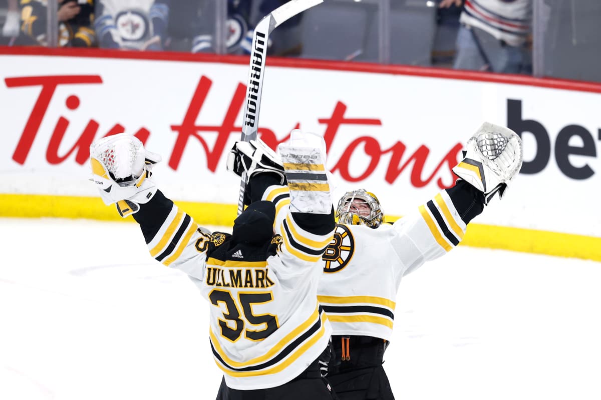 Swayman Solid as Bruins Shut Out Slumping Jets