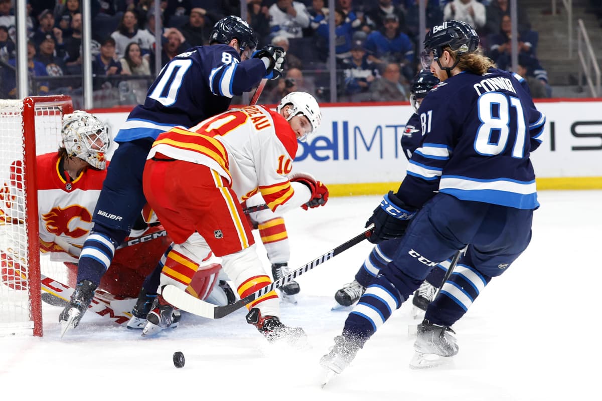 Jets Can't Score Again, Now Tied for Last Playoff Spot After 3-1 Loss to Flames