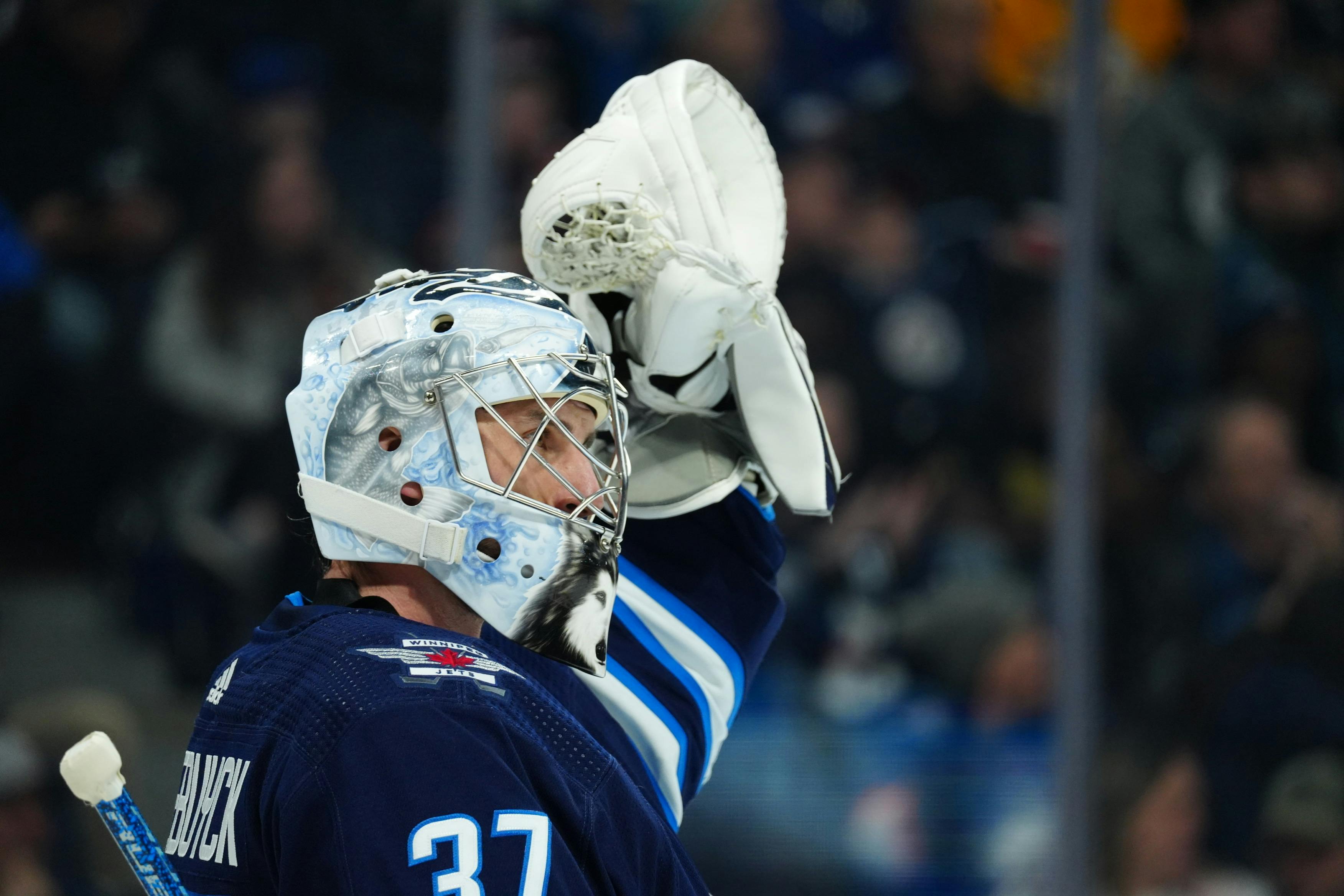 Jets' Connor Hellebuyck Named NHL's Third Star of the Month