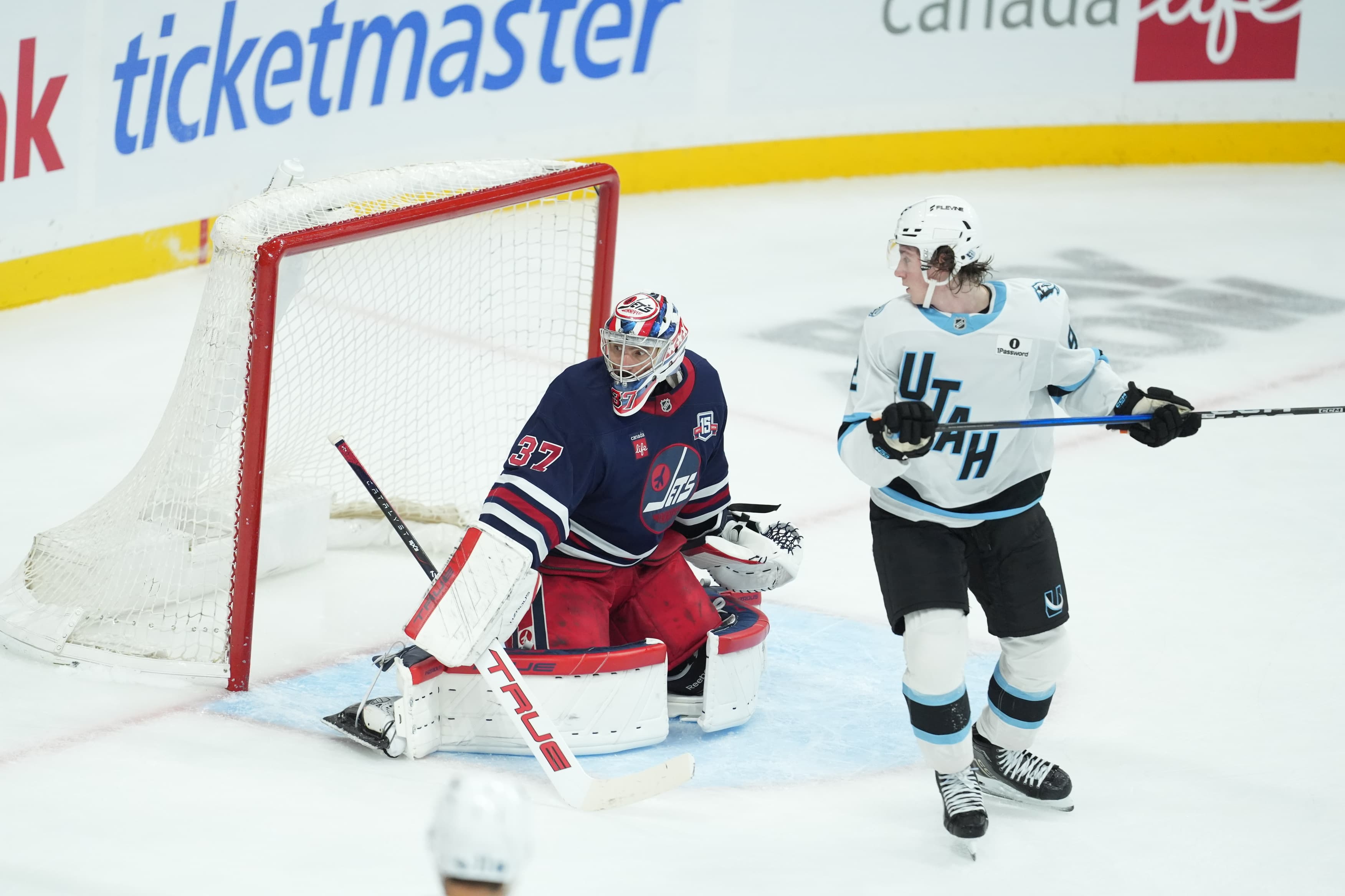 Jets Lethargic again, fall 3-2 to Utah Mammoth