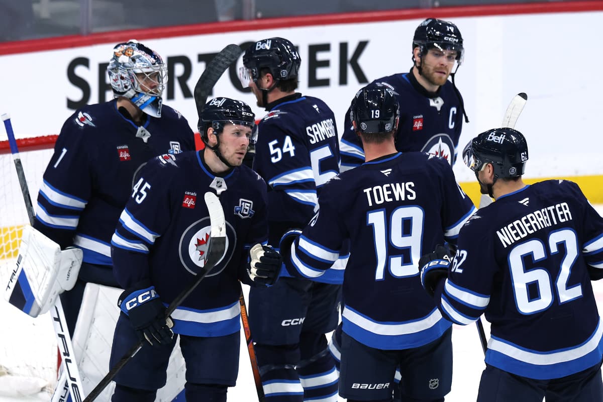 Comrie, Koepke, Connor Outstanding As Jets Get Revenge on the Visiting Sabres