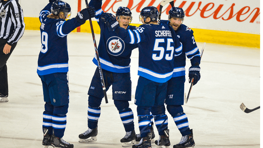 Winnipeg Jets Whip Wild to Take 2-0 Lead