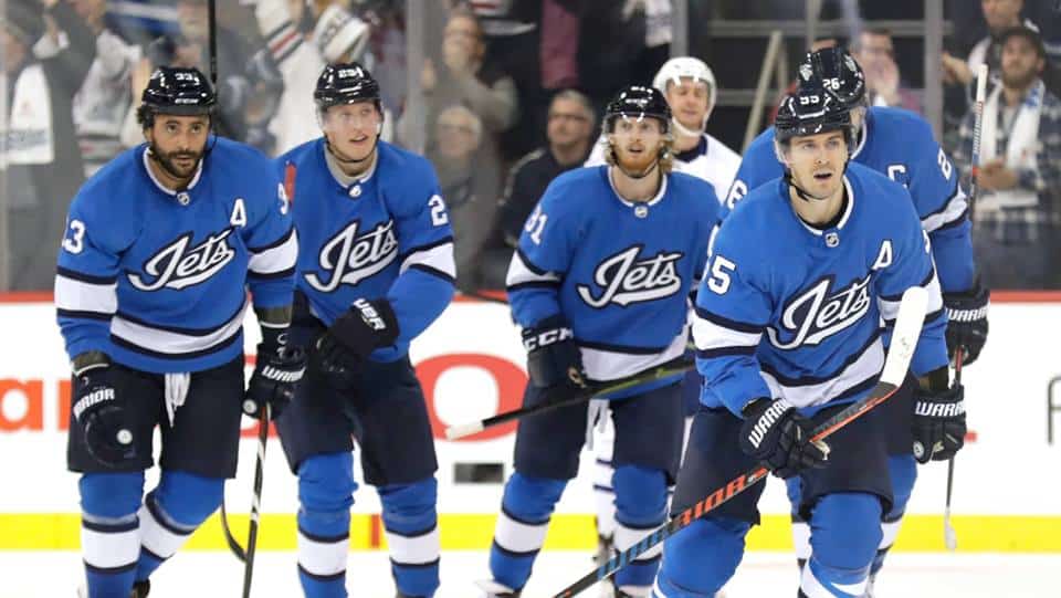 Blackhawk Down - Jets Put Away Hawks at Home