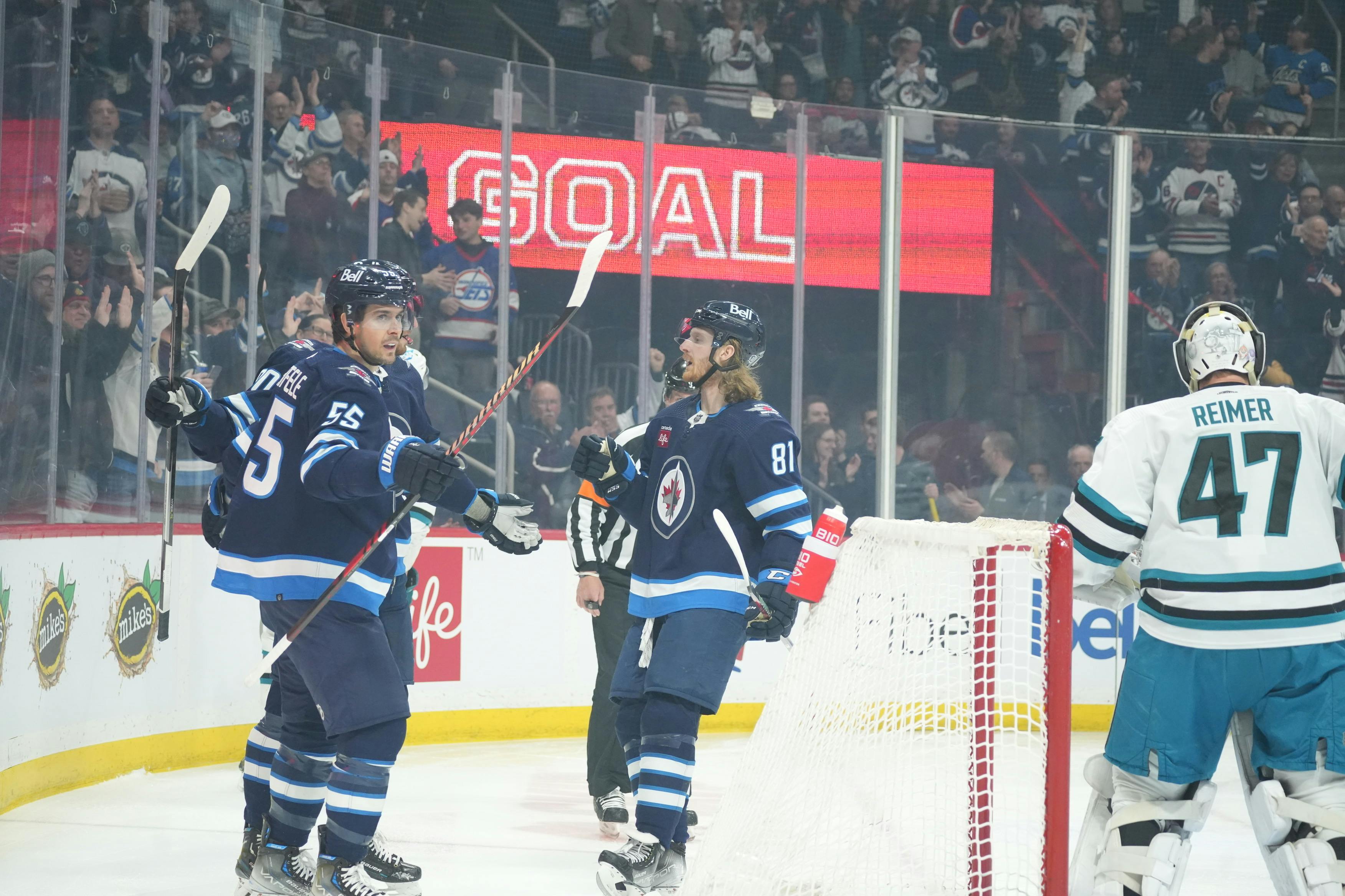 Jets Close Out Home Portion of Schedule with Impressive 6-2 Win over Sharks